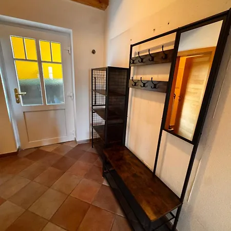 Apartmán In Idyllischer Fuer 4 Personen In Der Gemeinde Rutzenham - Bergern Altensam