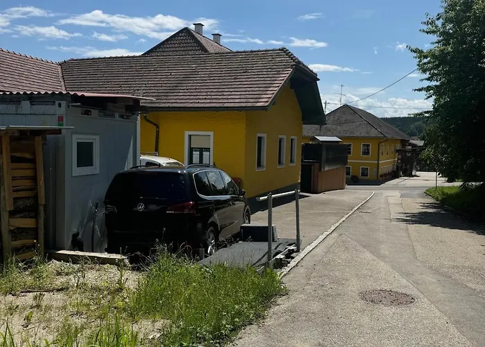 In Idyllischer Fuer 4 Personen In Der Gemeinde Rutzenham - Bergern