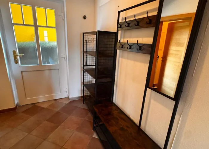 Apartmán In Idyllischer Fuer 4 Personen In Der Gemeinde Rutzenham - Bergern Altensam