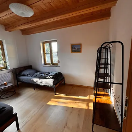 In Idyllischer Fuer Bis Zu 4 Personen In Der Gemeinde Rutzenham - Bergern アパート